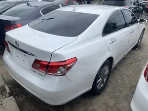 Lexus ES 350 2012 White