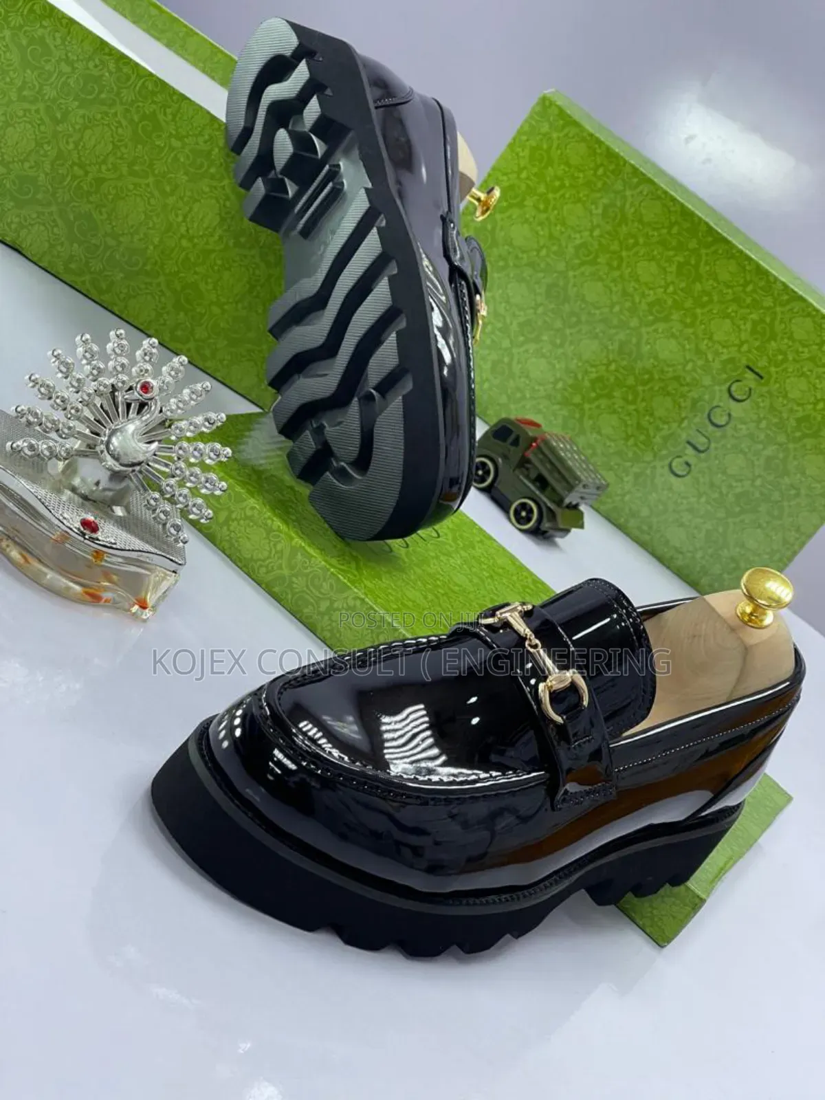 Gucci Flat Shoe