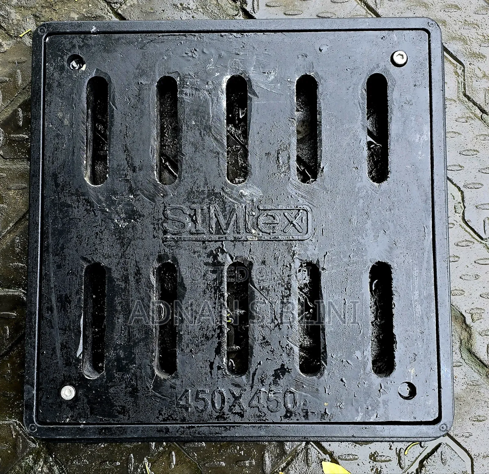 Gully Cover Set 48x48 With Lock Heavy Duty