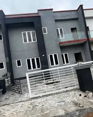 4bdrm Duplex in Lugbe District for sale