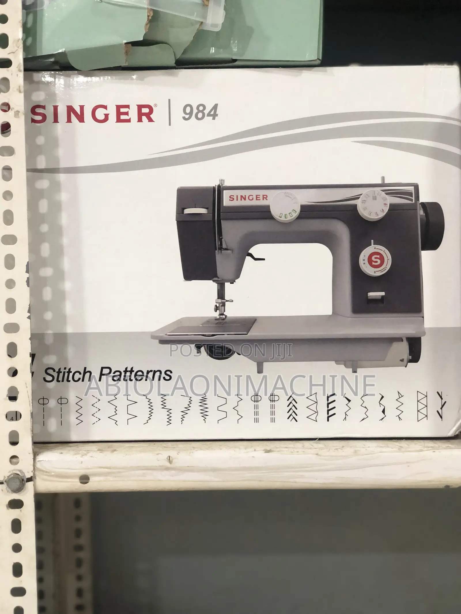 Singer 984 Multifunctional Sewing Machine