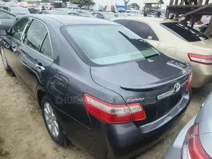 Toyota Camry 2.4 XLE 2008 Gray
