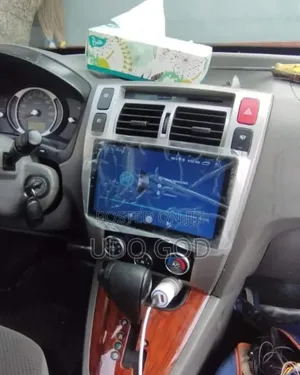 Hyundai Tucson Android Screen With Reverse Camera