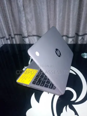 Laptop HP Stream 11 Pro G4 EE 4GB Intel Celeron SSD 128GB