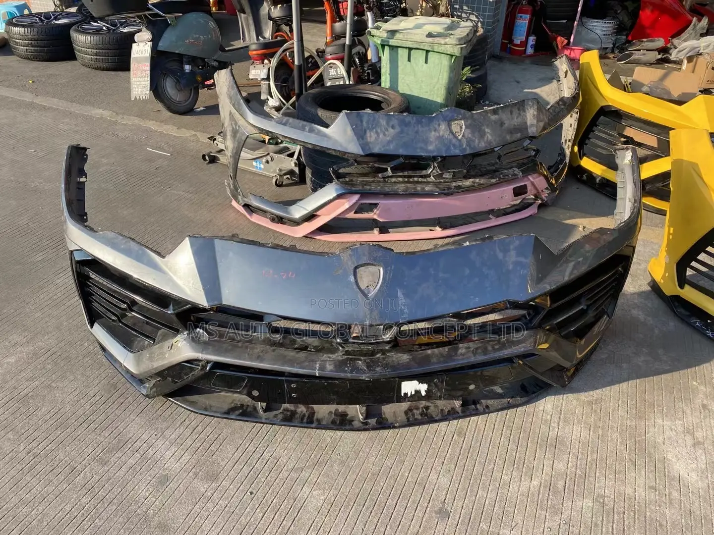 Lamborghini Urus Front Bumper