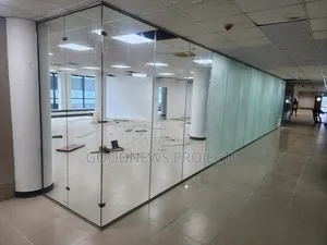Standard Frameless Office Glass Partition