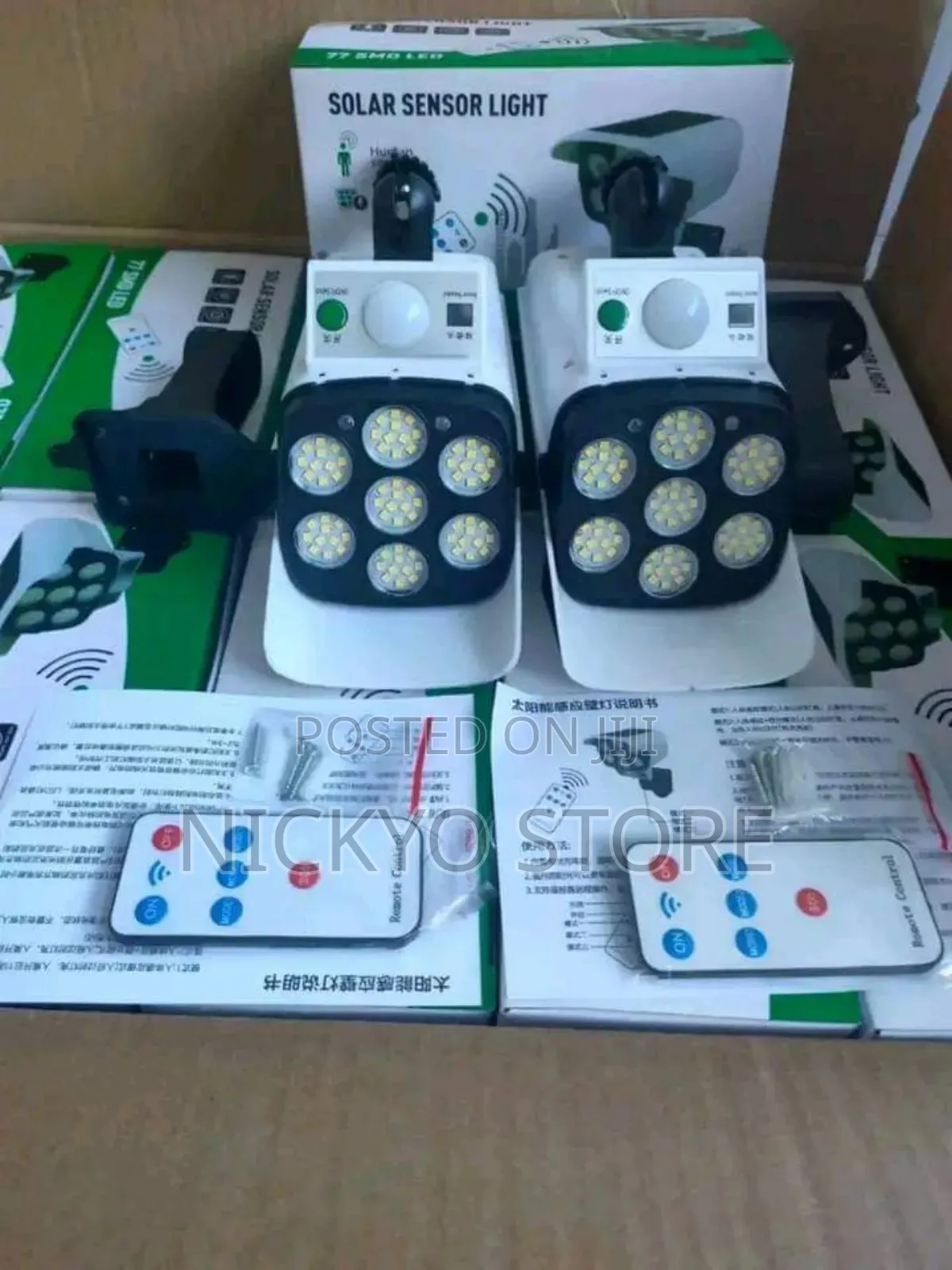 Solar-Powered Security/Dusk‐To‐Dawn Led Floodlight