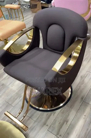 Classic Salon Chair