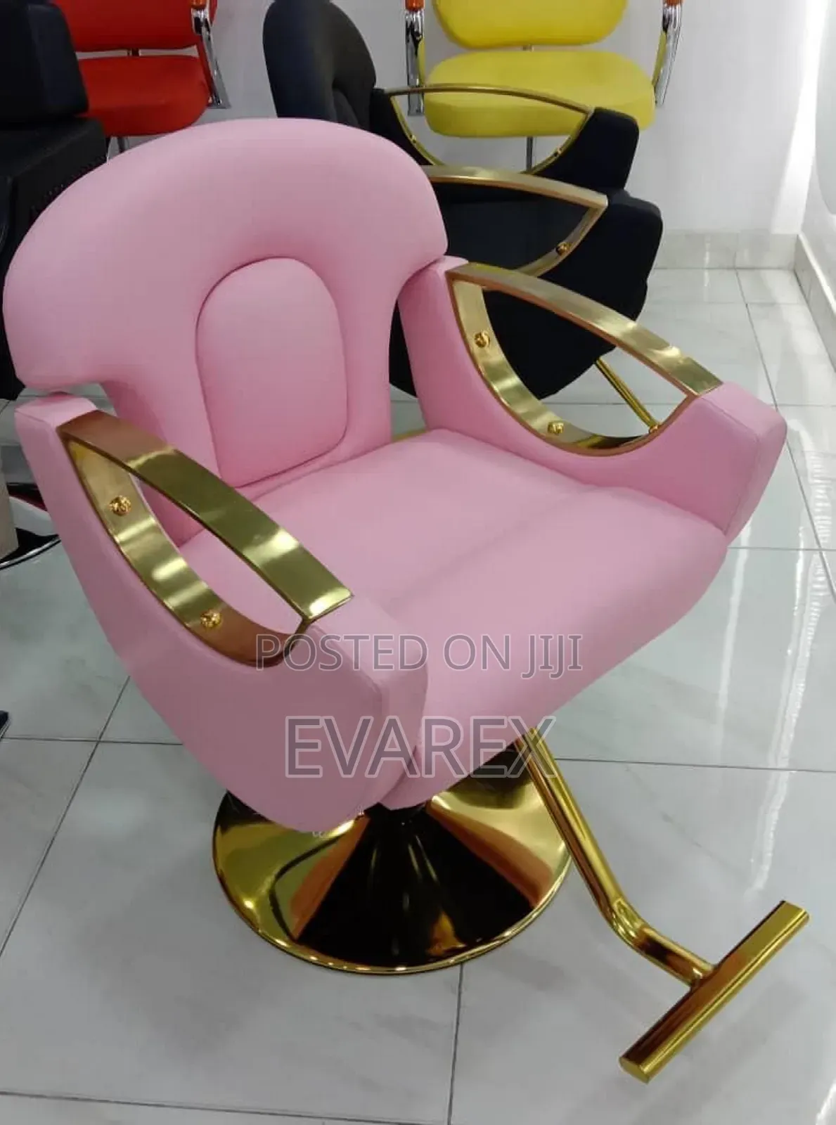 Classic Salon Chair
