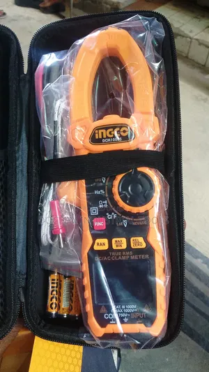 1000A Ingco Clamp Meter