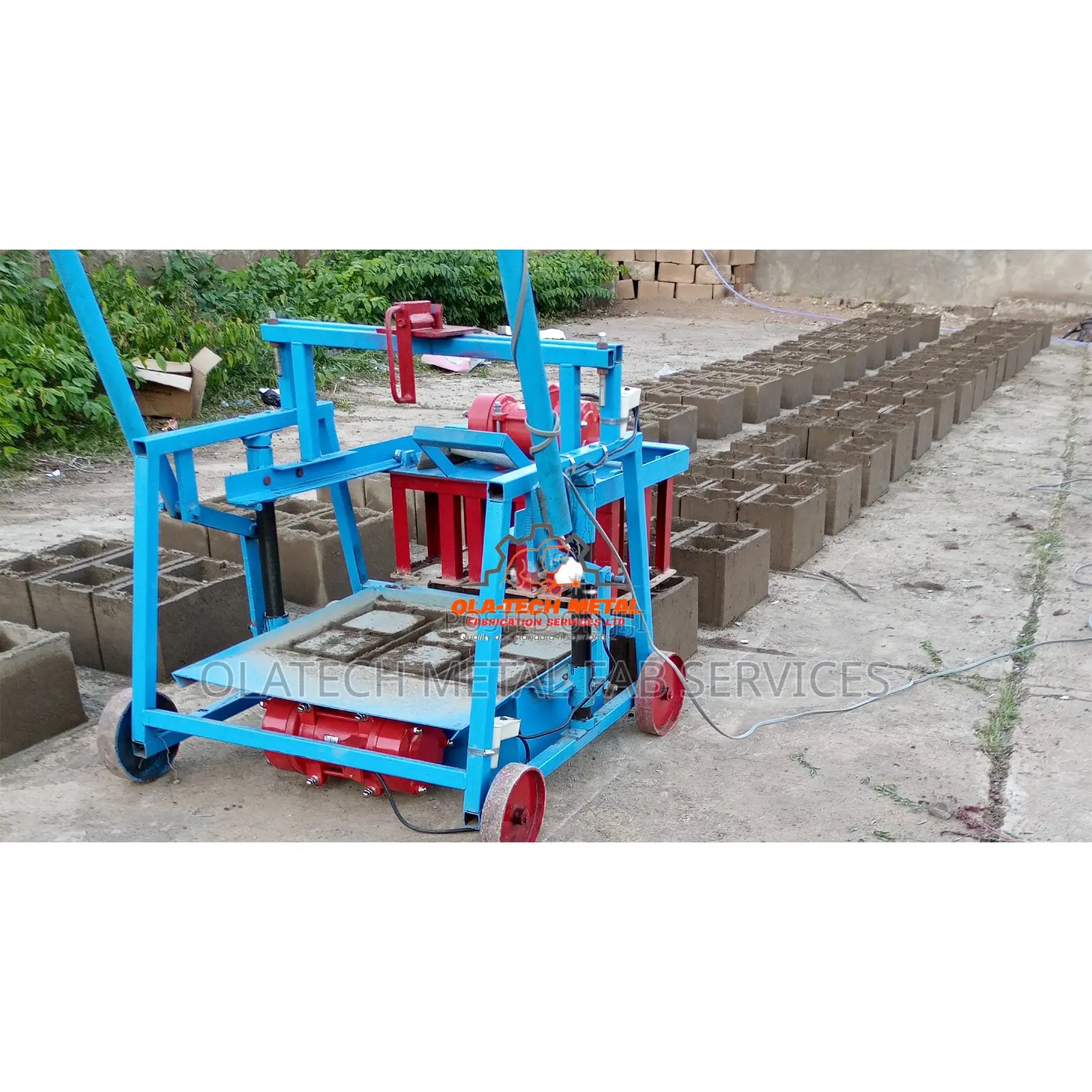 Block Moulding Machine (Not Using Pallets)