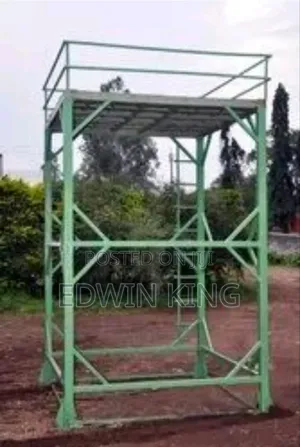 Mr Uche Tank Stand