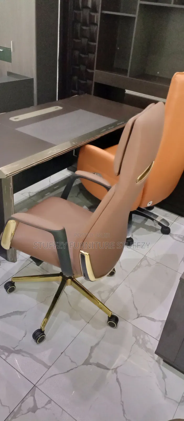 Stuffzy High Quality Gold MD Executive Office Chairs