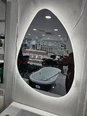 Shapeless LED Mirror
