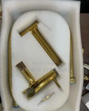 Luxury Hand Shower Bum Bum Gold Bathroom and Toilet Set