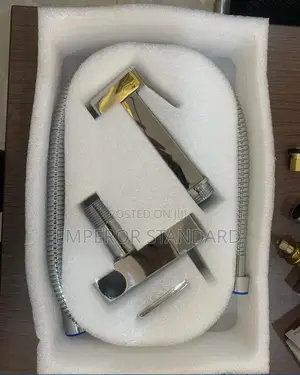 Luxury Hand Shower Bum Bum Gold Bathroom and Toilet Set