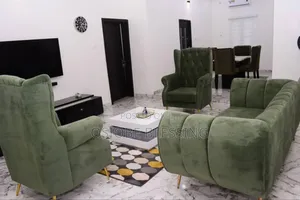 6 Units of 3bedrooms With Pool in Benin City