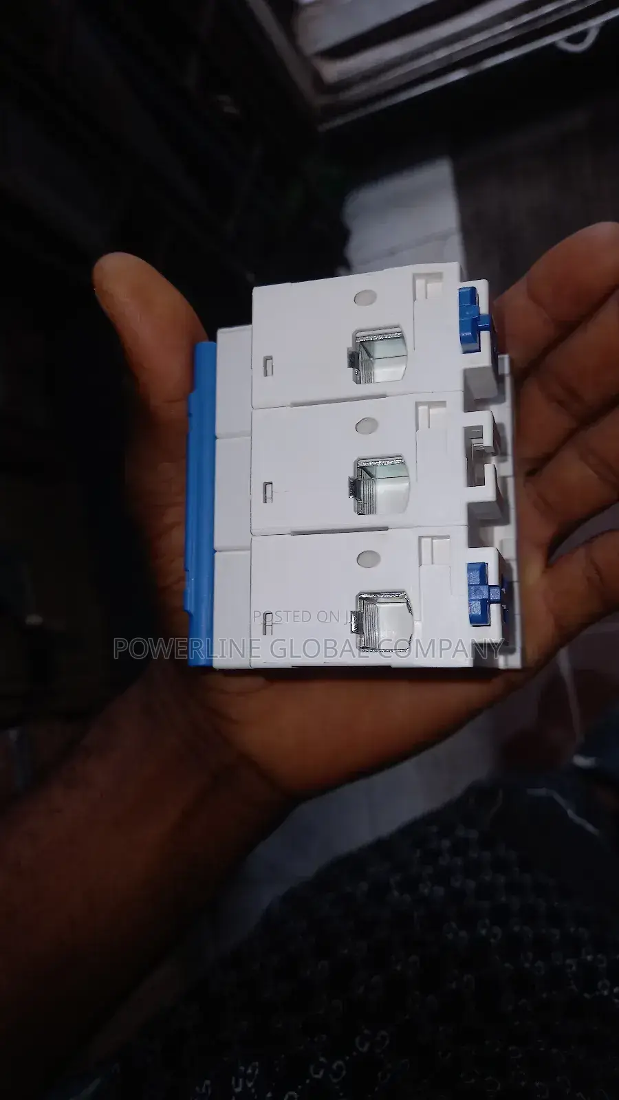 100amps 3 Pole Breaker for Electrical/ Mechanical Works