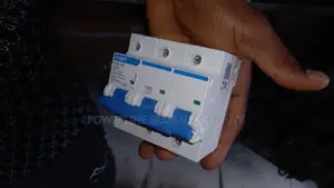 100amps 3 Pole Breaker for Electrical/ Mechanical Works