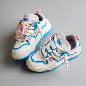 Ogiy Sneakers