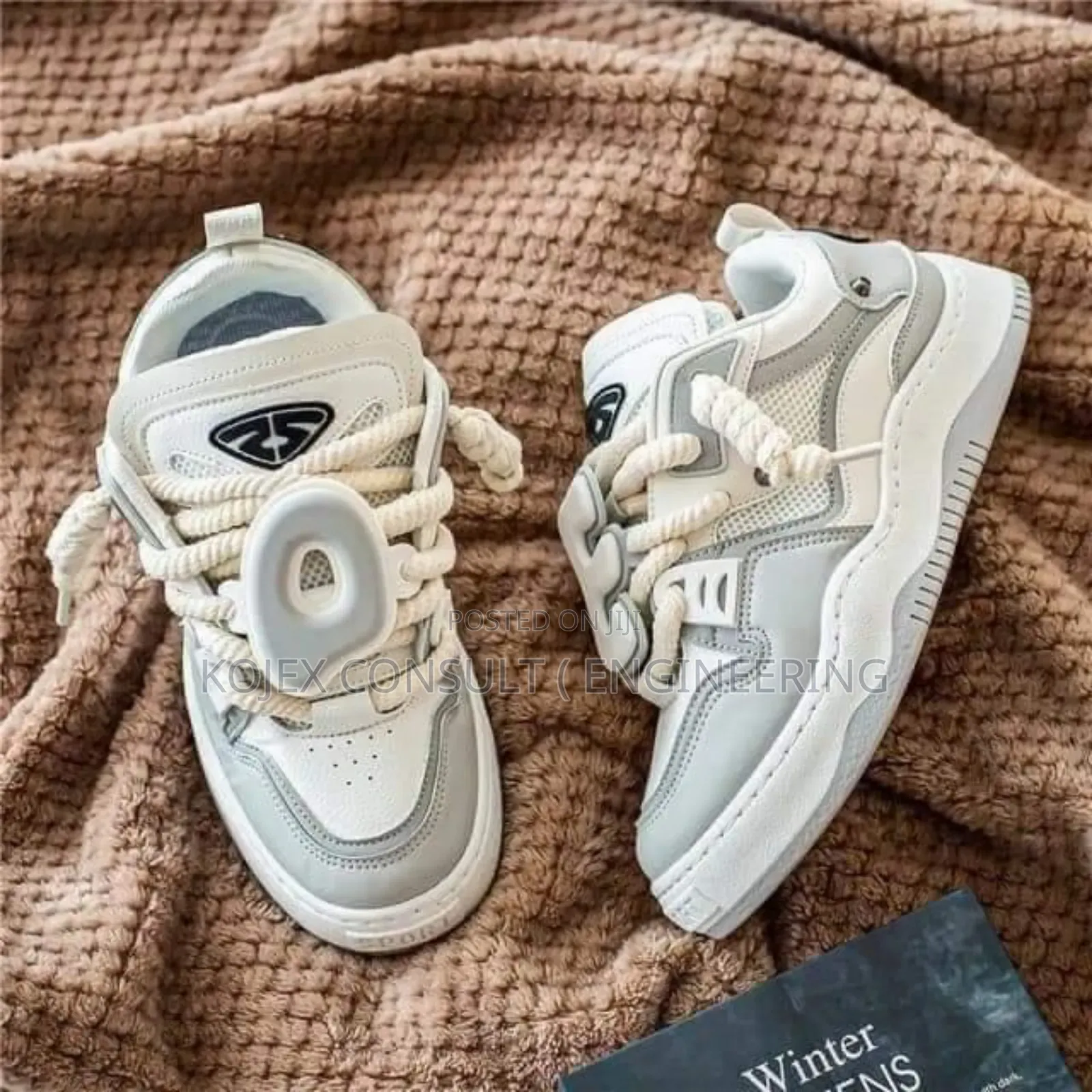 Ogiy Sneakers