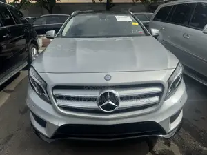 Mercedes-Benz GLA 250 2016 Silver