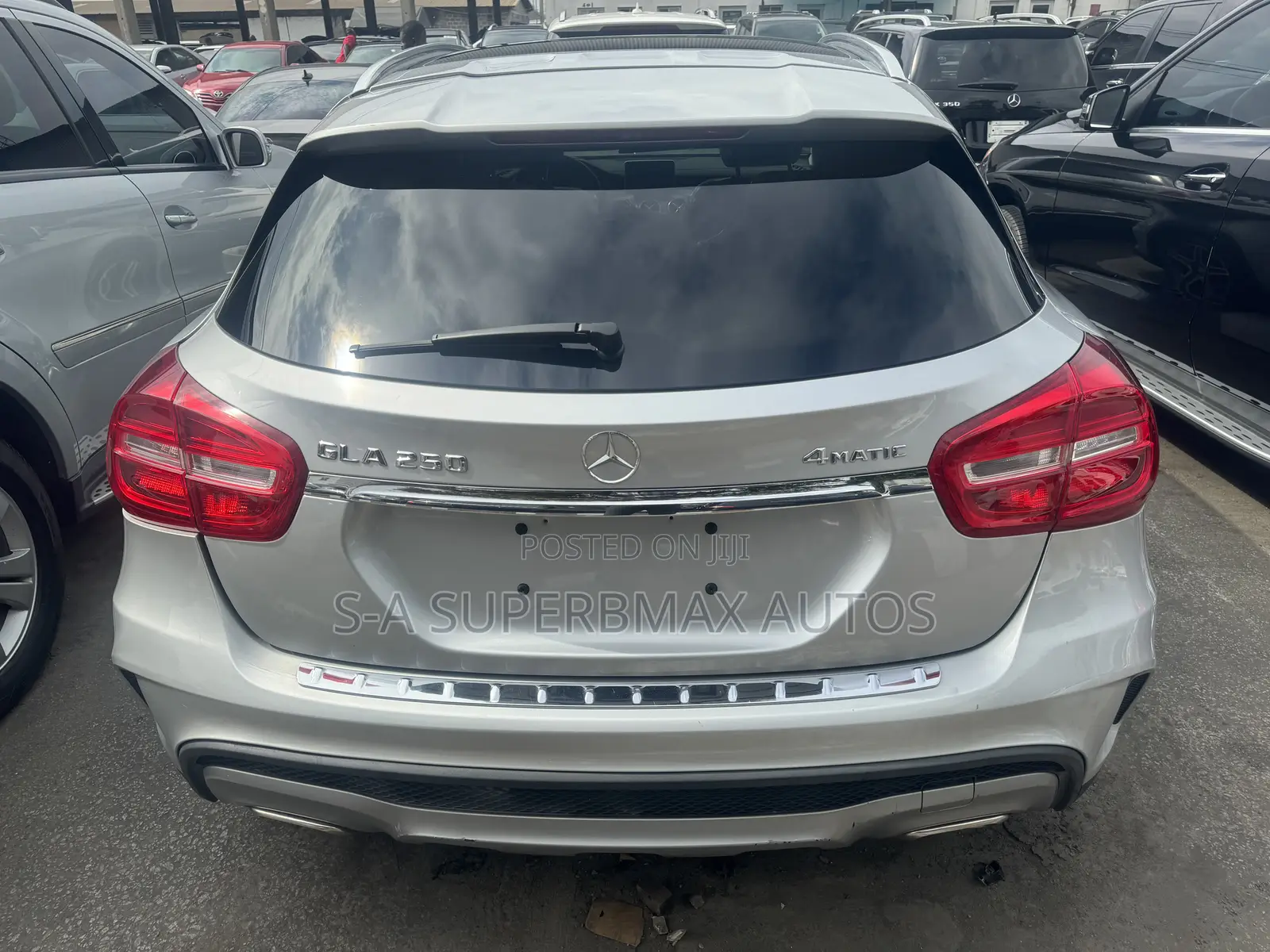 Mercedes-Benz GLA 250 2016 Silver