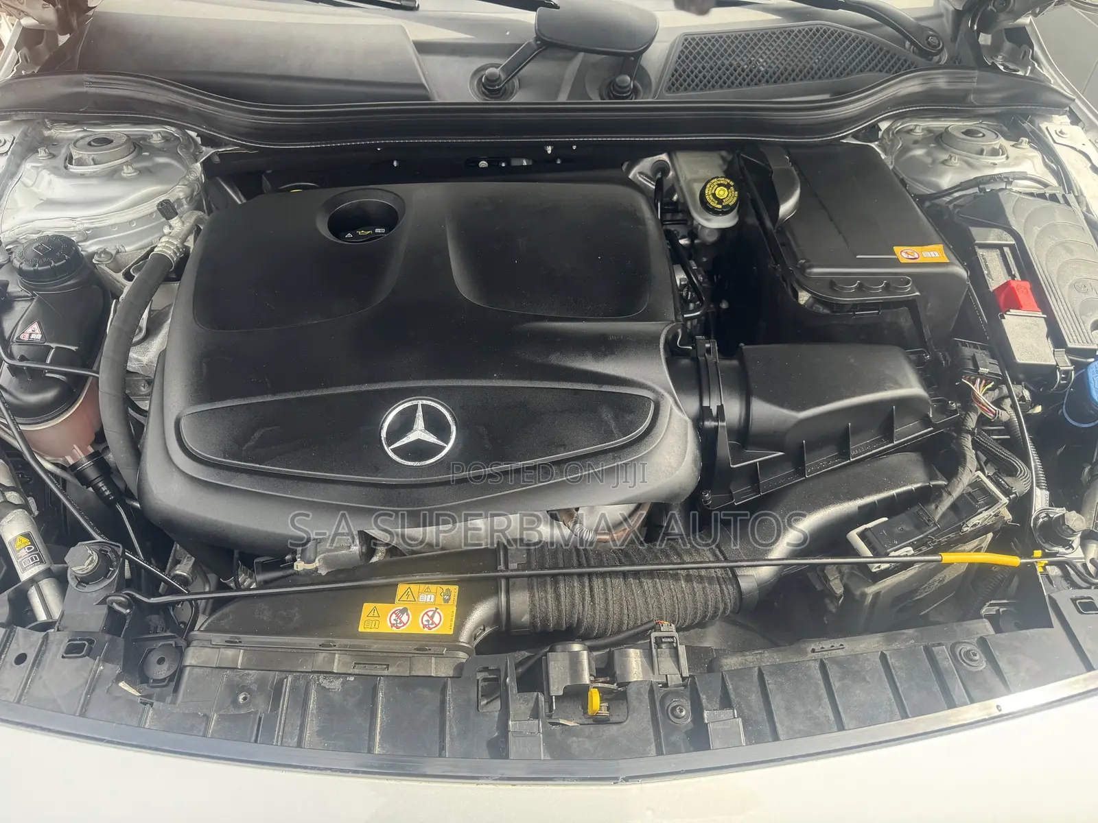 Mercedes-Benz GLA 250 2016 Silver