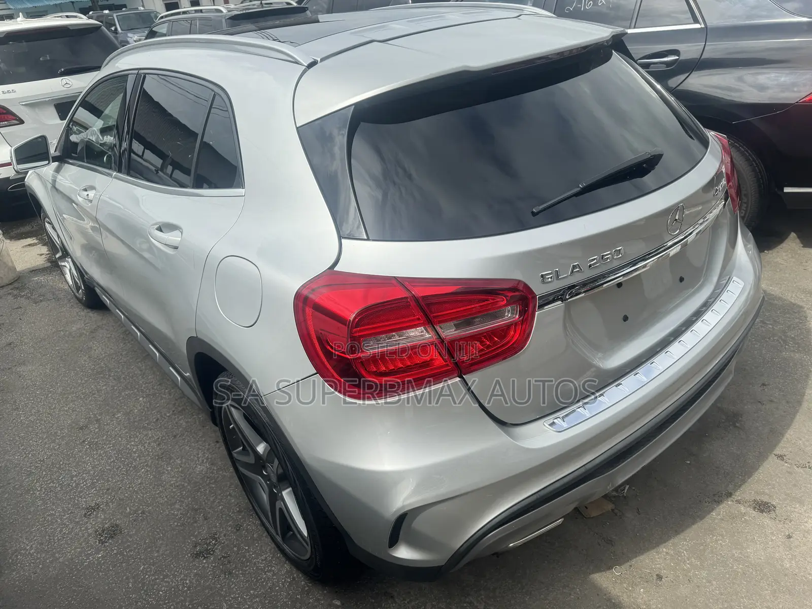 Mercedes-Benz GLA 250 2016 Silver