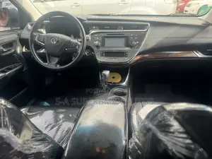 Toyota Avalon 2013 Silver