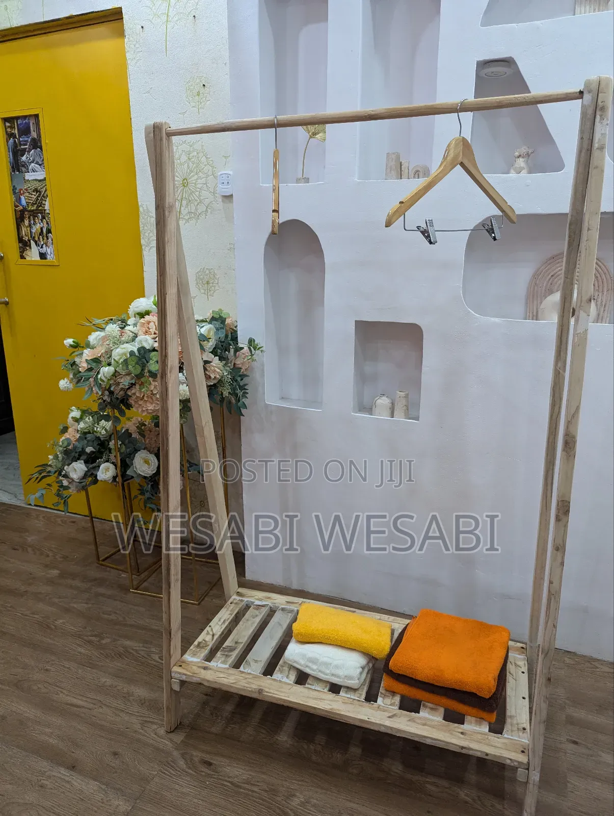 Mobile Wooden Hanger