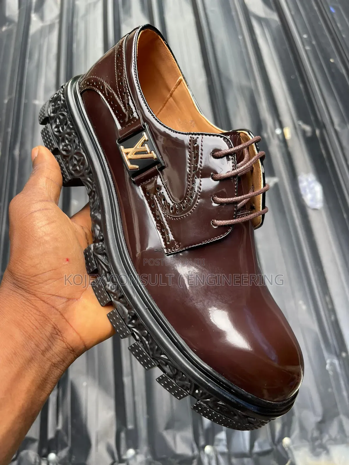 Designer Louis Vuitton Shoe