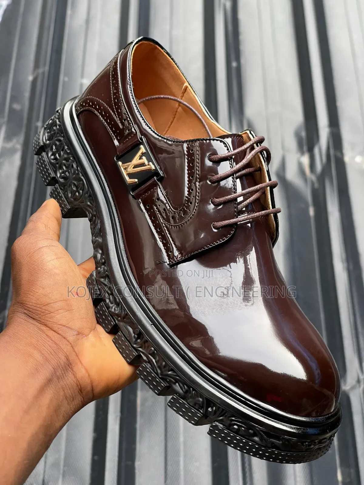 Designer Louis Vuitton Shoe