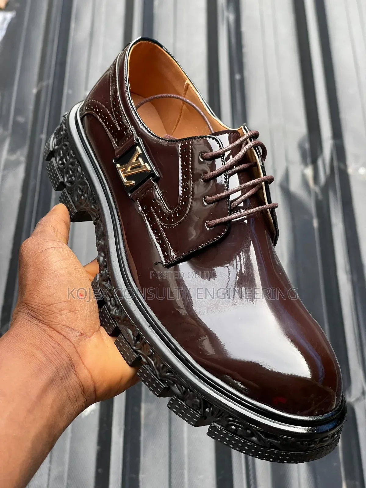 Designer Louis Vuitton Shoe