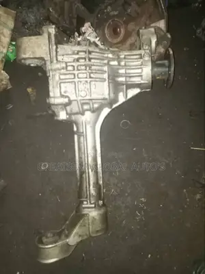 Front and Back Axel, Nissan Armada/Titan
