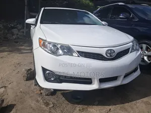 Toyota Camry 2013 White