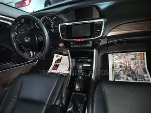 Honda Accord 2017 White