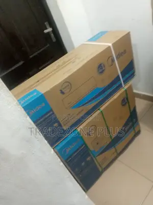 AIRY Midea 1.5hp Inverter Air Conditioner (MSAF24B-12CRDN