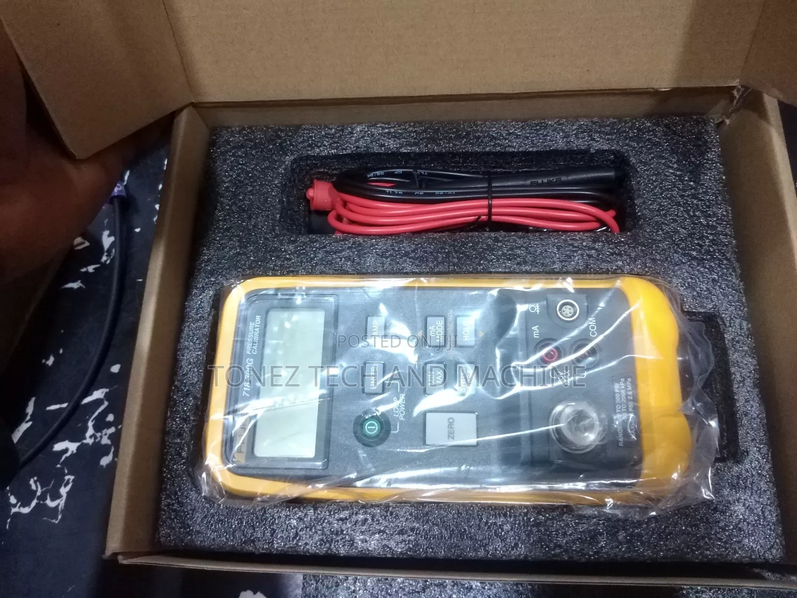 Fluke 718_300g Pressure Calibrator