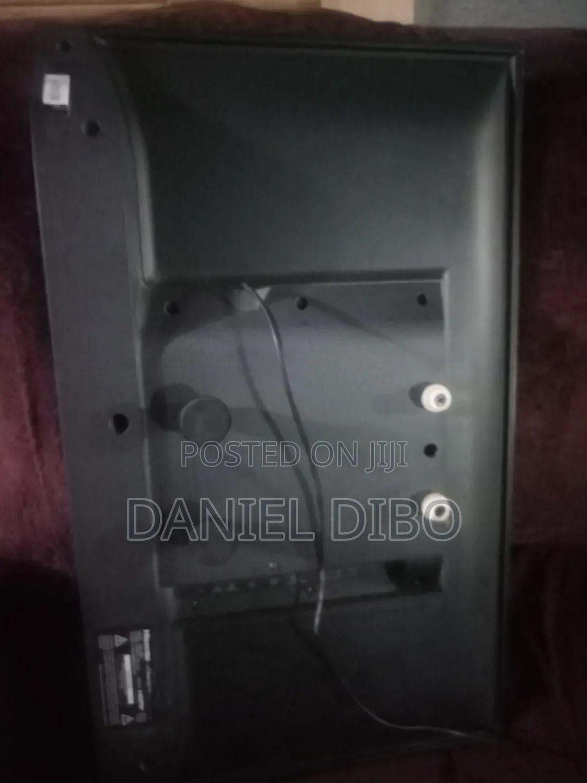 Hisense TV 32 Inches
