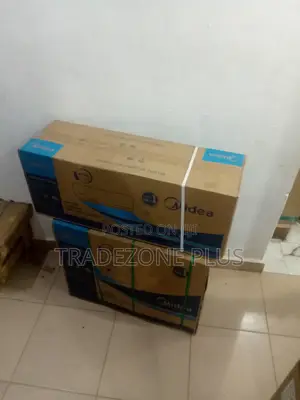 MODERN Midea 1.5hp Inverter Air Conditioner