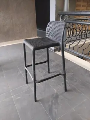 Imported Quality Bar Stool for Restaurants and Bars