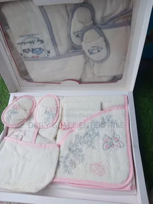 Hooded Towel Gift Set