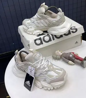 New Adidas XLG Runner Deluxe Core Cream