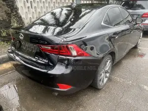 Lexus IS 250 4WD 2015 Black