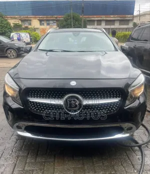 Photo - Mercedes-Benz CLA-Class CLA 250 4MATIC Wagon 2015 Black