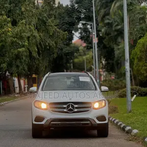 Mercedes-Benz GLC-Class 2018 White