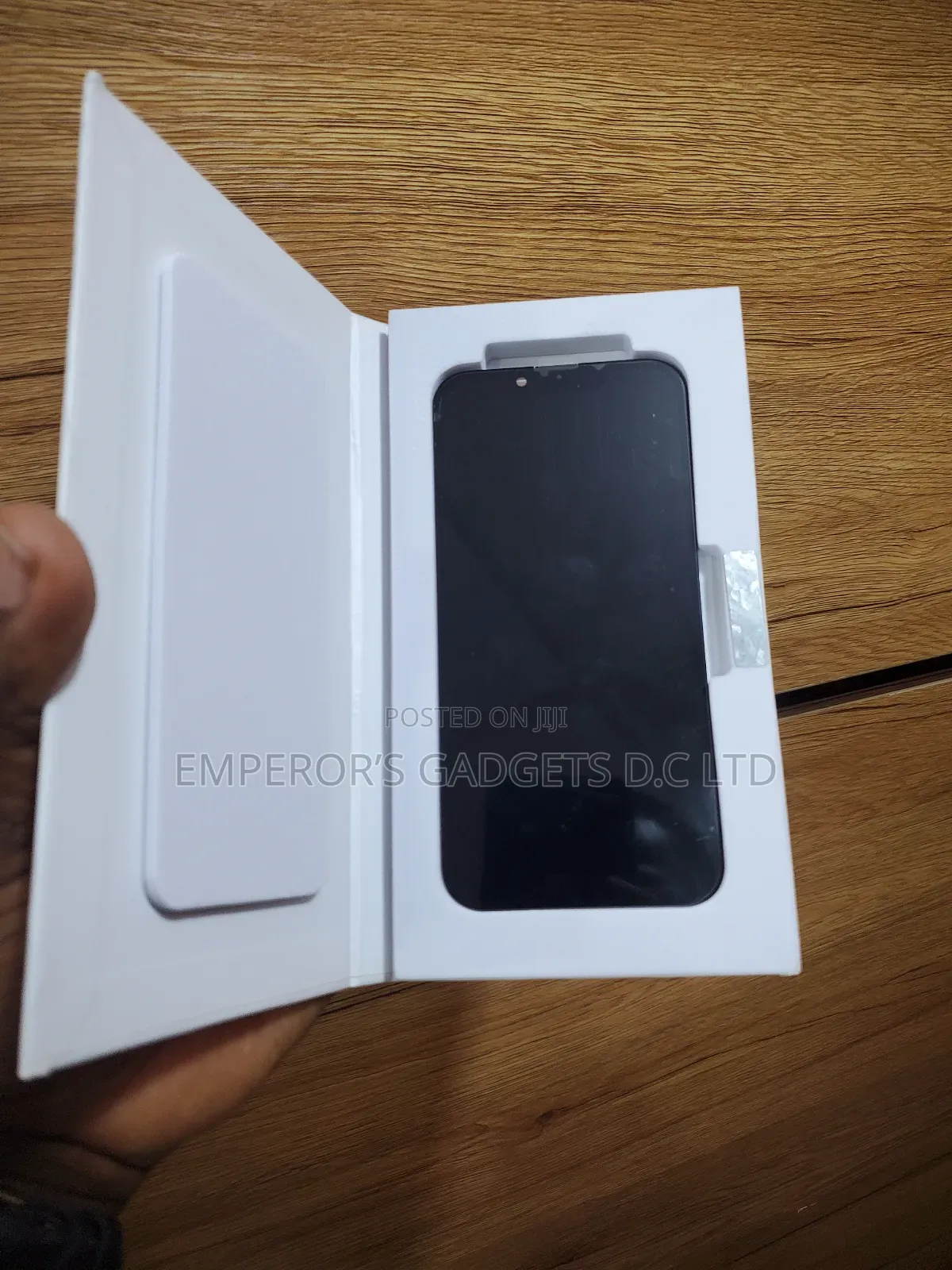 iPhone 13 Screen