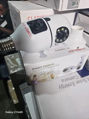 Clarion View Bulb Camera