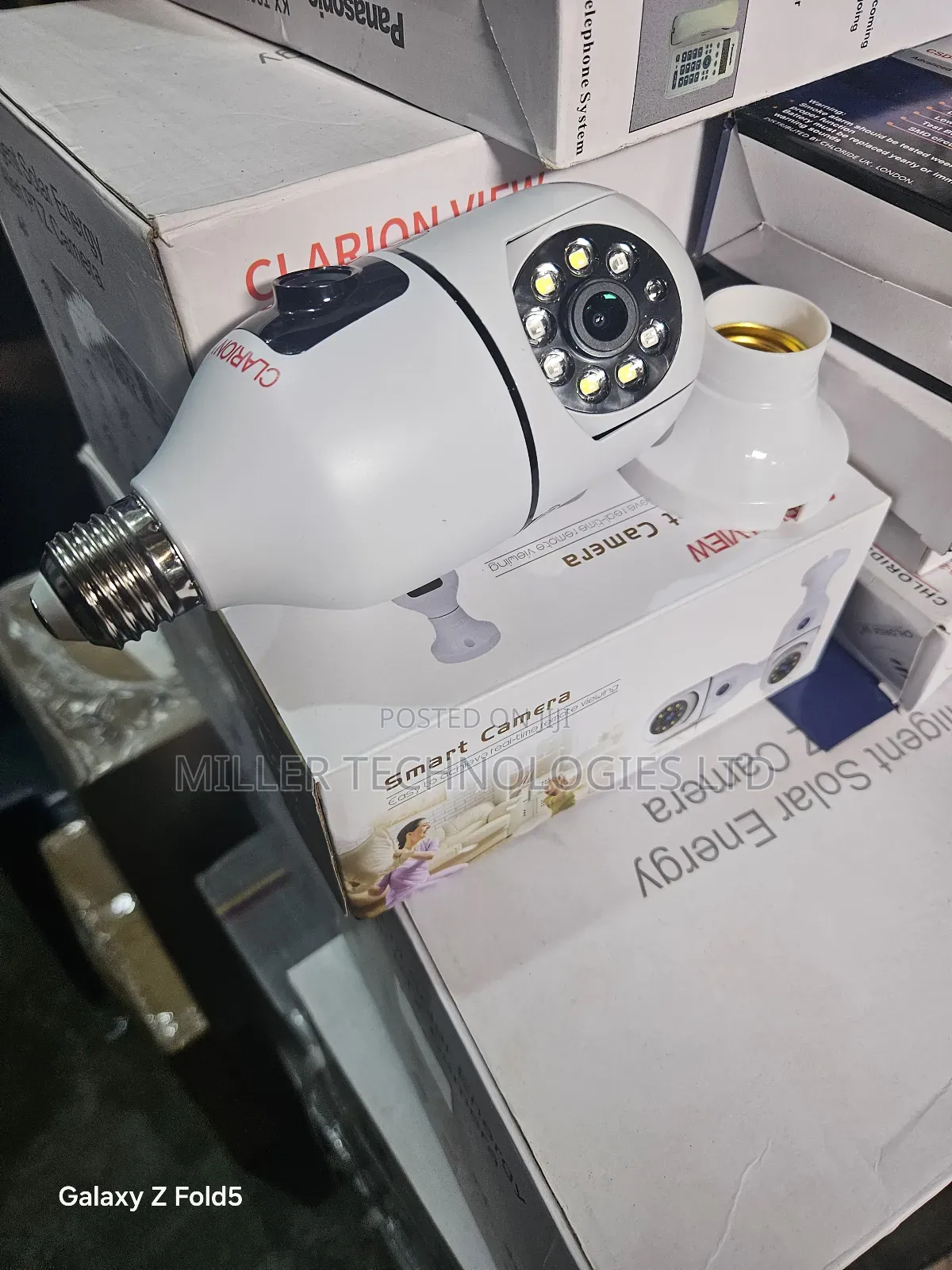 Clarion View Bulb Camera